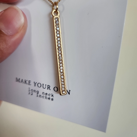 Apt 9 necklace gold color bar tiny stones new - Picture 2 of 5